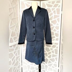 Chic Denim Blue Blazer/Skirt Set. Studio Ease Sz. 10 Women's Business/ Formal.